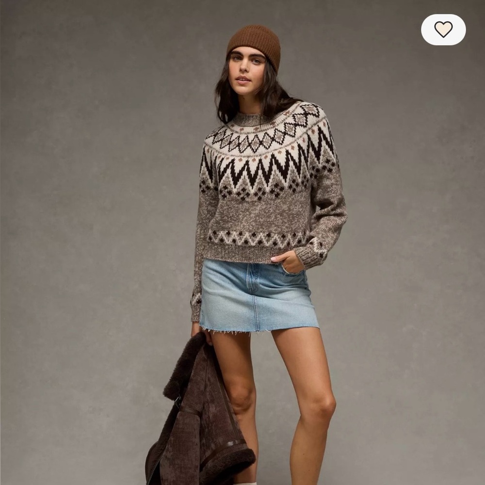 American Eagle Sweater